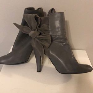 Tie Gray Ankle Boots